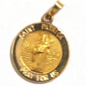 14k Yellow Gold St Patrick Pendant. 2 Grams